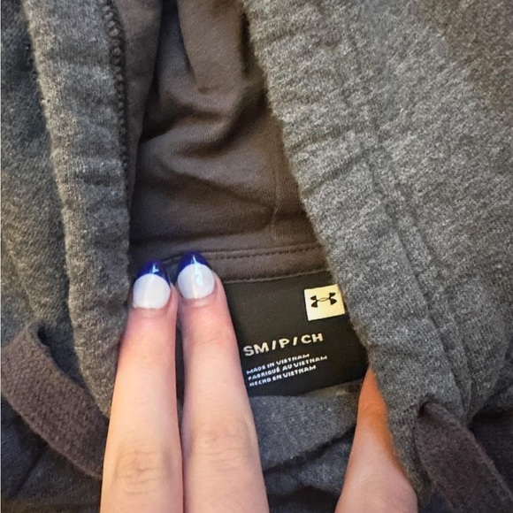 Under Amour grey hoodie - Picture 2 of 2